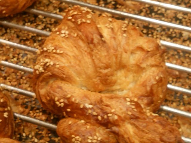 プレッツェルクロワッサン_THE CITY BAKERY グランフロント大阪