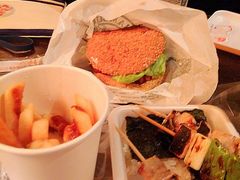 ラッキーピエロ ベイエリア本店の写真1