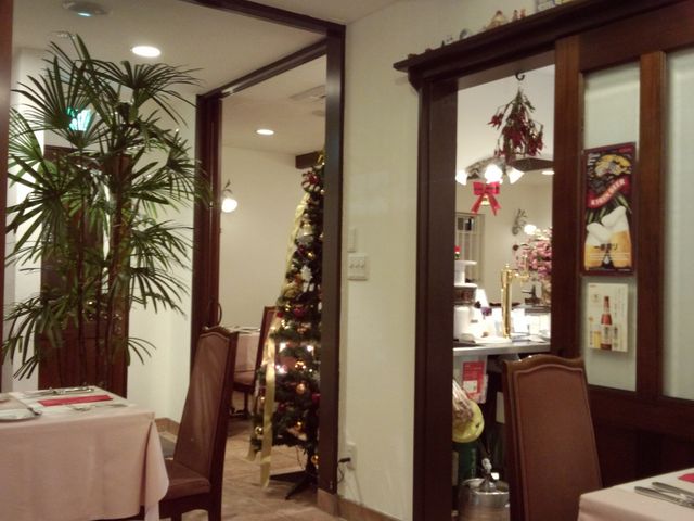 店内_レストラン・シェ岩波