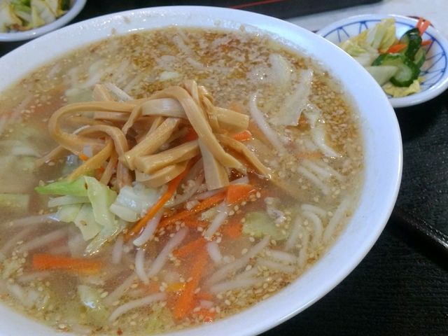 手前タンメン 奥五目そば_ささや食堂