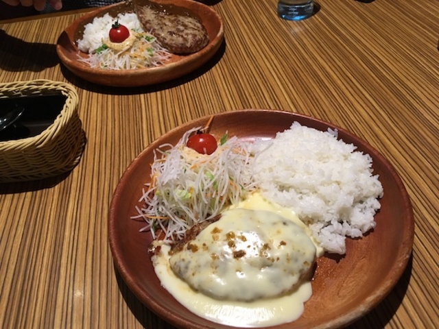 ガッツリいきたいときにも!_びっくりドンキー東六郷店