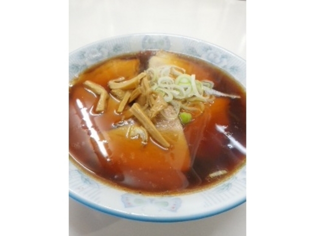 「普通」の醤油ラーメン_ザ・日の出ラーメン