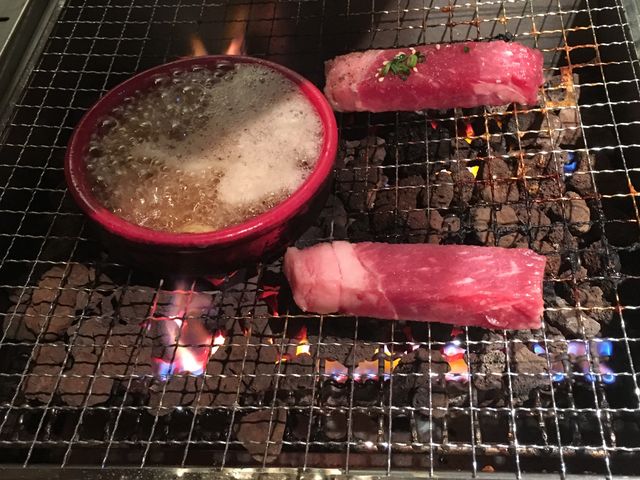 ニンニクのフォンデューとTボーン・ステーキ_焼肉ココロ 深谷店