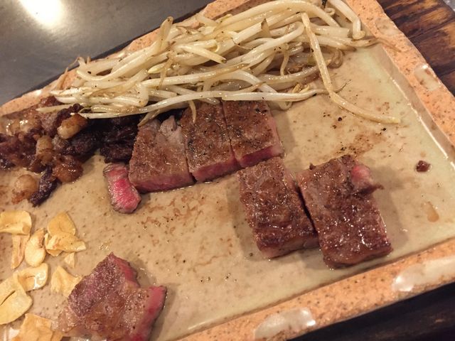 食べかけステーキ
_吉池ステーキハウス