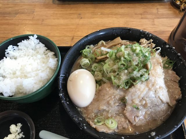 ご飯も、味玉も付けてみた_無鉄砲つけ麺・無心