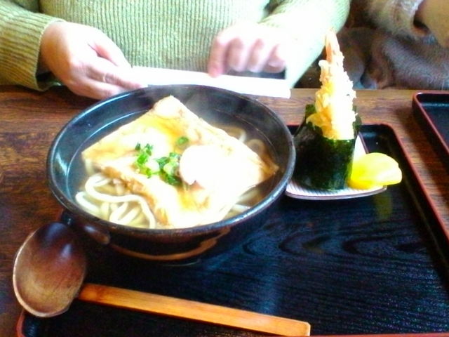 きつねうどんと天むす_本場讃岐うどん さか栄