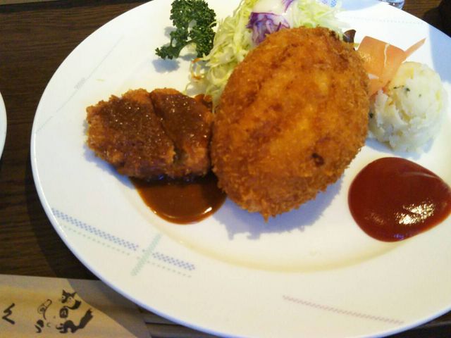 玉子コロッケが味わえるやろく定食_洋食 やろく