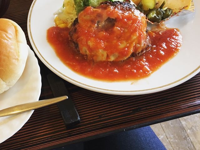 ハンバーグランチ_こんぺいとう