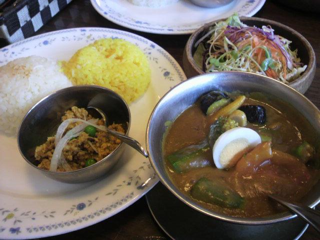 ある日のランチ_カレーハウス「華麗亭」