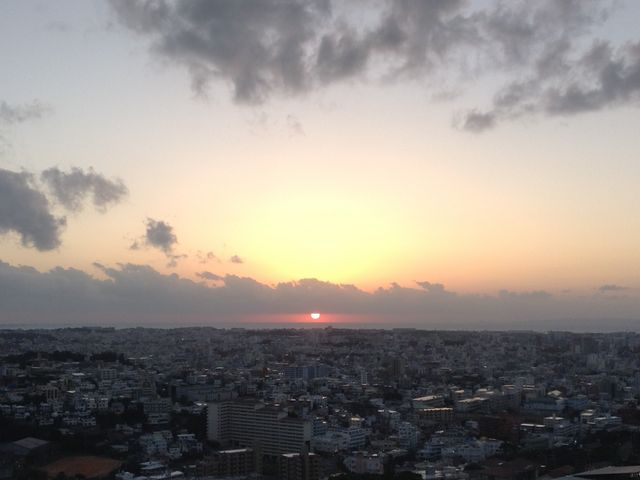 西のアザナから見た夕日_西のアザナ