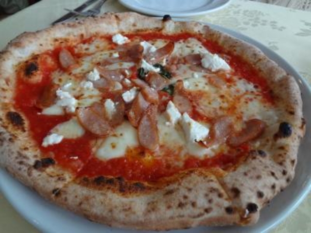 もちもちナポリピッツァ_Pizzeria Trattoria Napule 東京ミッドタウン店