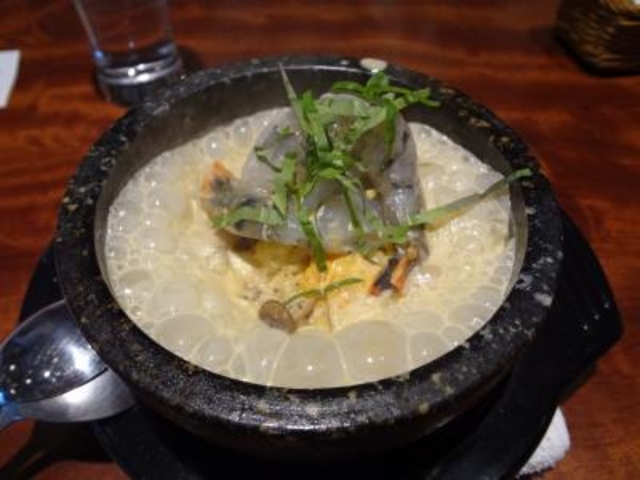 ランチは手ごろな値段でいただけます_HALE海‘s 六本木店