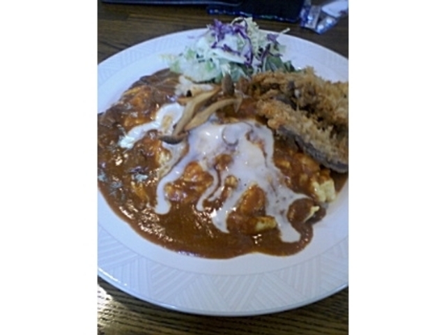 トロトロソースのオムライス_キッチン・カフェ なか