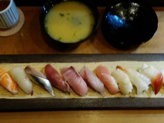 にぎり_長崎市江戸町 魚たつ