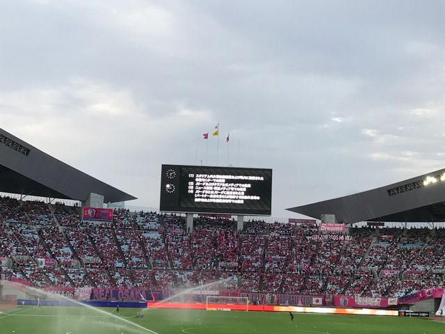 サッカー_ヤンマースタジアム長居
