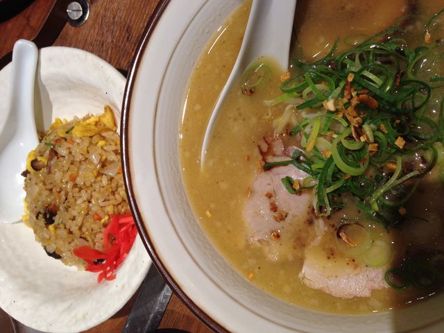 半ちゃんラーメンのセット_大阪粉もんお好み焼き 五郎っぺ食堂 ららぽーとエキスポシティ店