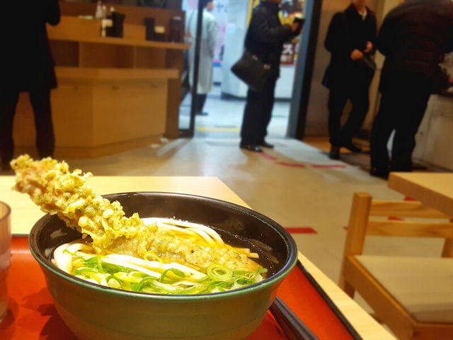 立ち食い系うどん・そば店_麺家大阪みどう