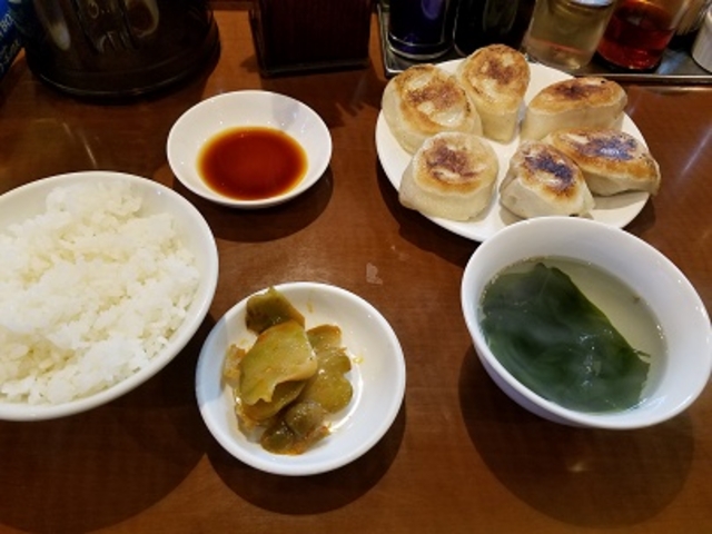 餃子定食_でっかい餃子 曽さんの店 代々木店