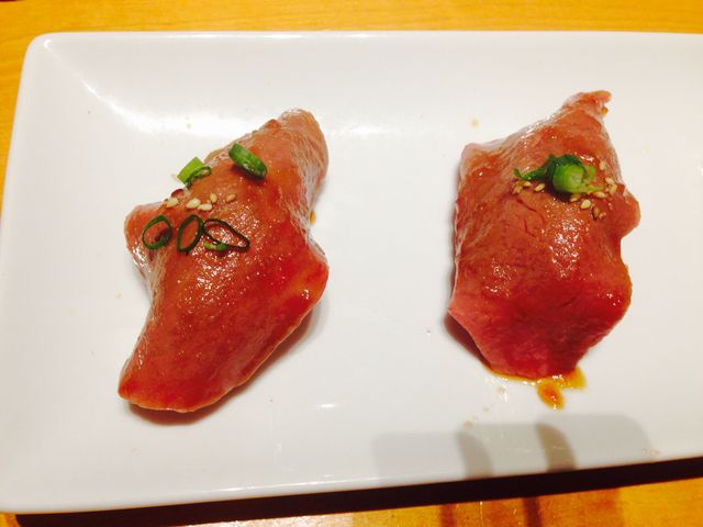 肉寿司_焼肉彩苑 モランボン