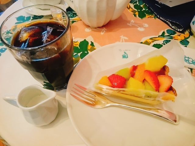 仙台限定のタルト(706円)とアイスコーヒー(540円)_キル フェ ボン 仙台