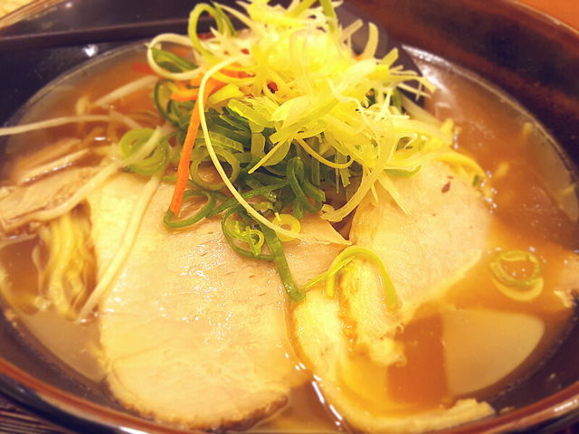 くせになるラーメン_古潭 ホワイティ梅田店