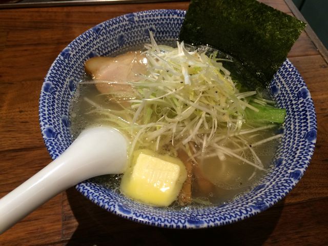 バターが溶ける前(笑)_ラーメン錦釈迦内バイパス店