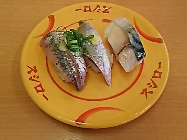 3貫で、100円。_スシロー土浦店
