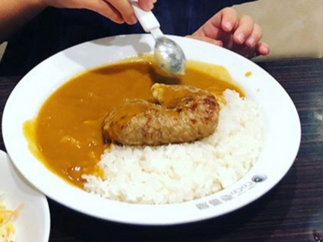 ハンバーグカレー_カレーハウス CoCo壱番屋 中央区すすきの店