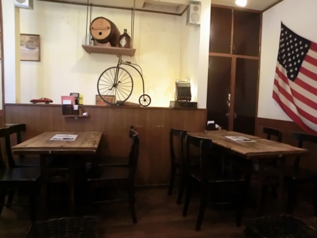店内_ハンバーグレストラン BOSTON