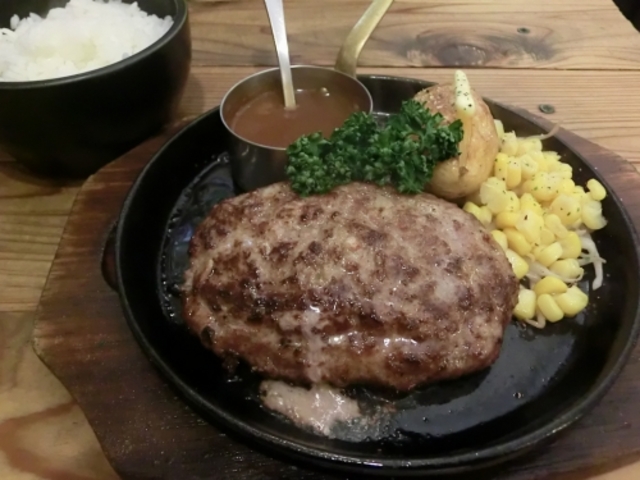BOSTONハンバーグ 200g_ハンバーグレストラン BOSTON