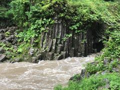 高千穂峡の柱状節理の写真1