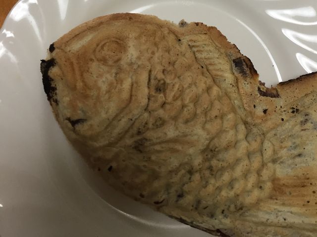 昔ながらのたい焼き_根津のたいやき