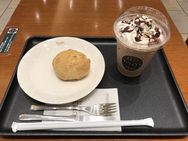 写真_タリーズコーヒー八戸ラピア店