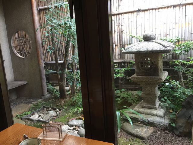 お庭が綺麗でゆったりした気持ちになります。_浅野屋本舗