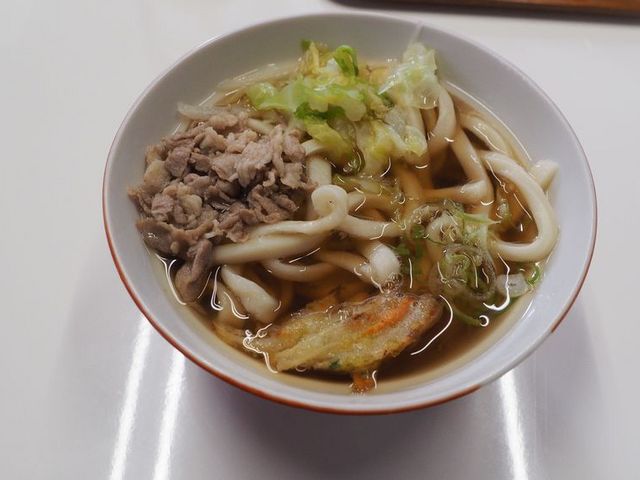 肉うどん_栄屋うどん店