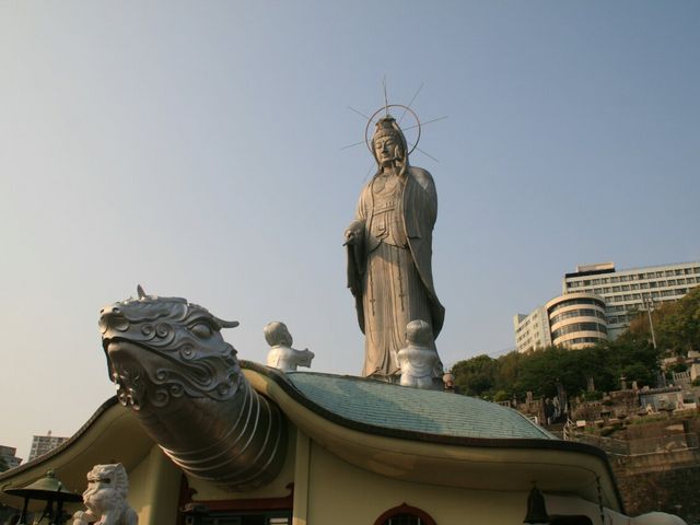 人と一緒に撮ると人が豆粒に見えます_福済寺