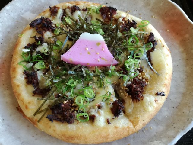 鹿肉の和風ピザ_だるま山高原レストハウス