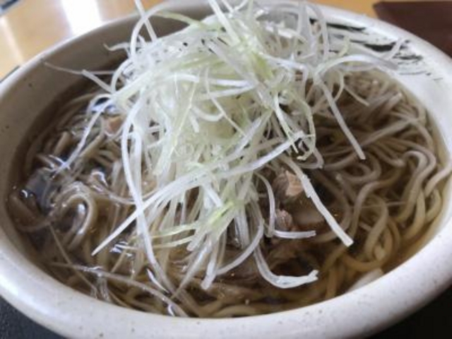 冷たい肉そば_山形蕎麦しゃぶ鍋 大黒 enzou