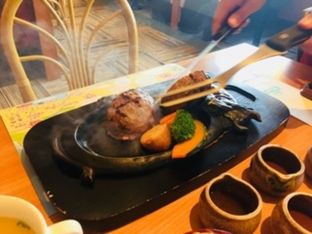 げんこつハンバーグ_炭焼きレストランさわやか豊田店