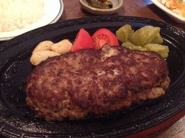 びらとり和牛Bigバーグ_じゃんけんぽん