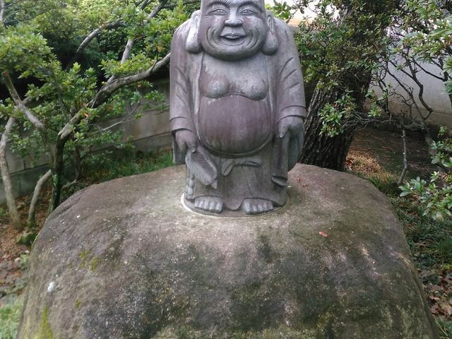 笑っていらっしゃいます。_開善寺