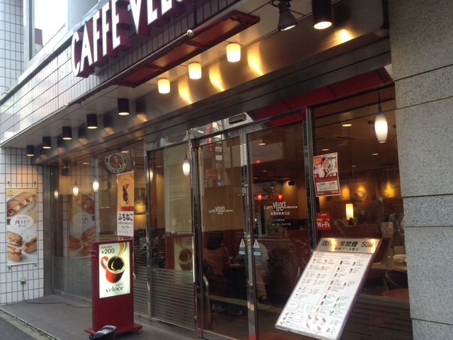 店頭_カフェ・ベローチェ秋葉原駅東口店