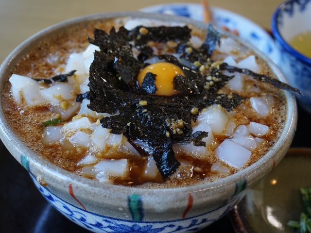 迷ったらイカ丼_ドライブインよしだ