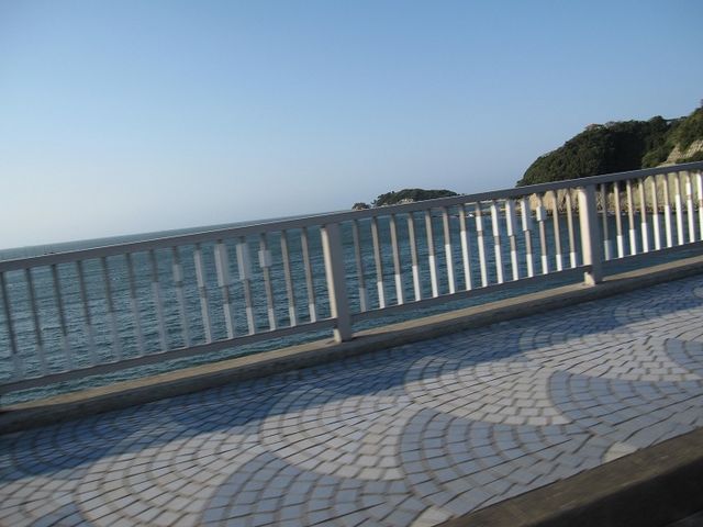 この向こうから始めます_波懸遊歩道