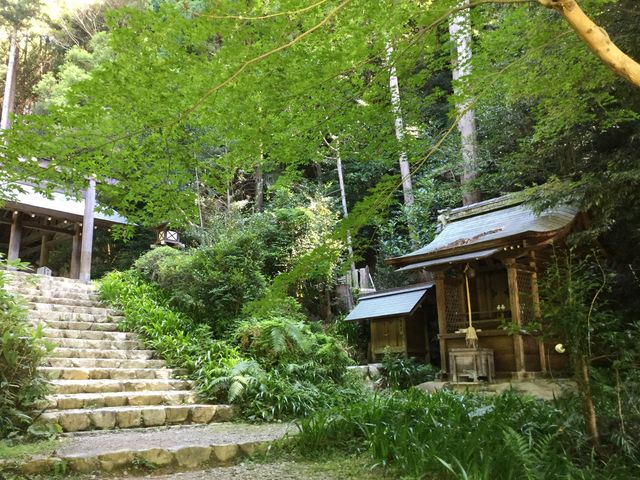 階段奥が内宮_日向大神宮