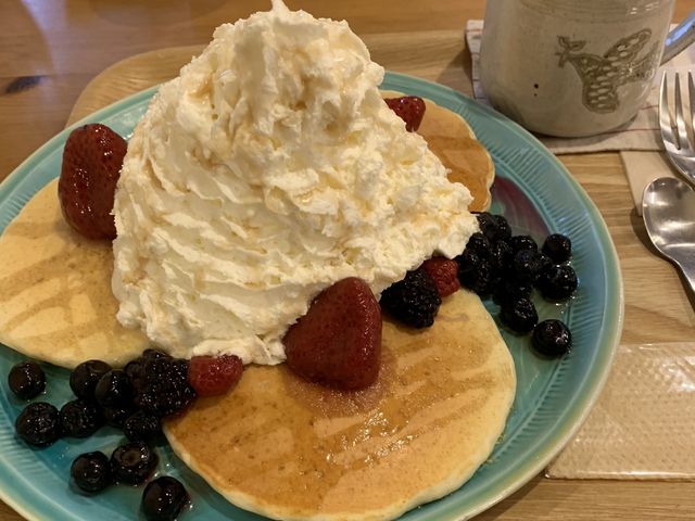 クリームたっぷりでも、軽いので食べられちゃいます_ラ ミディ