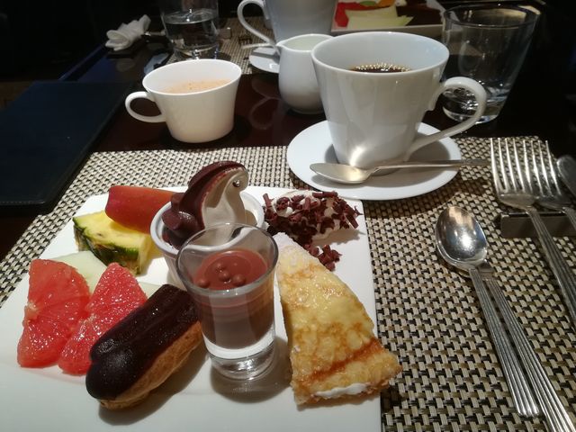 デザートもモリモリ_カスケイドカフェ