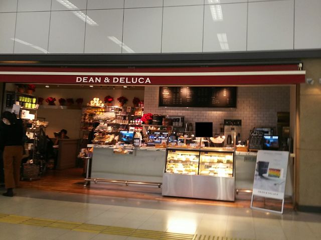 店内_ディーン&デルーカ 羽田店