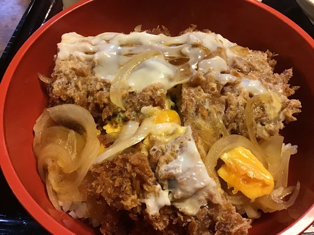 カツ丼 最安値の840円_ゆき藤