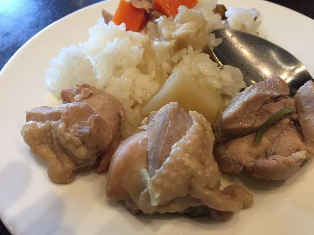 朝食の鶏肉ゴロゴロ、シェフ特製カレー_ホテル・フロラシオン那須